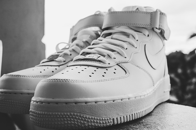 nike-airforce1 NIKE Air Force 1 basic